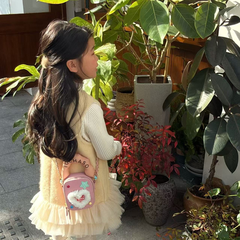Dulce y lindo corazón de niña exquisita mini bebé bolso de mano nubes 2026 bolso de comercio exterior transfronterizo para niños