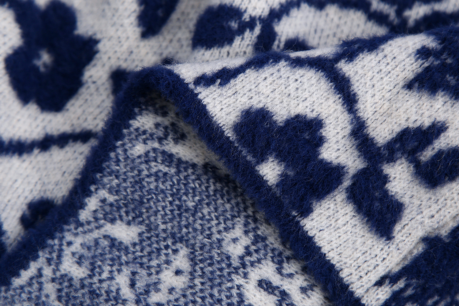 Floral Jacquard Knitted Sweater 12