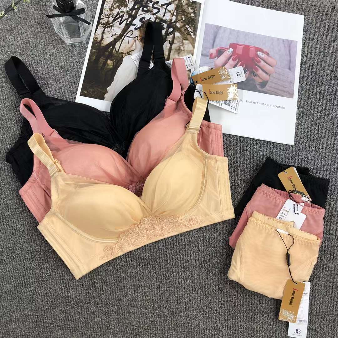 Nueva ropa interior de mujer pecho pequeño anti-caída delgado sin anillo de acero retractable conjunto de sujetador de pecho