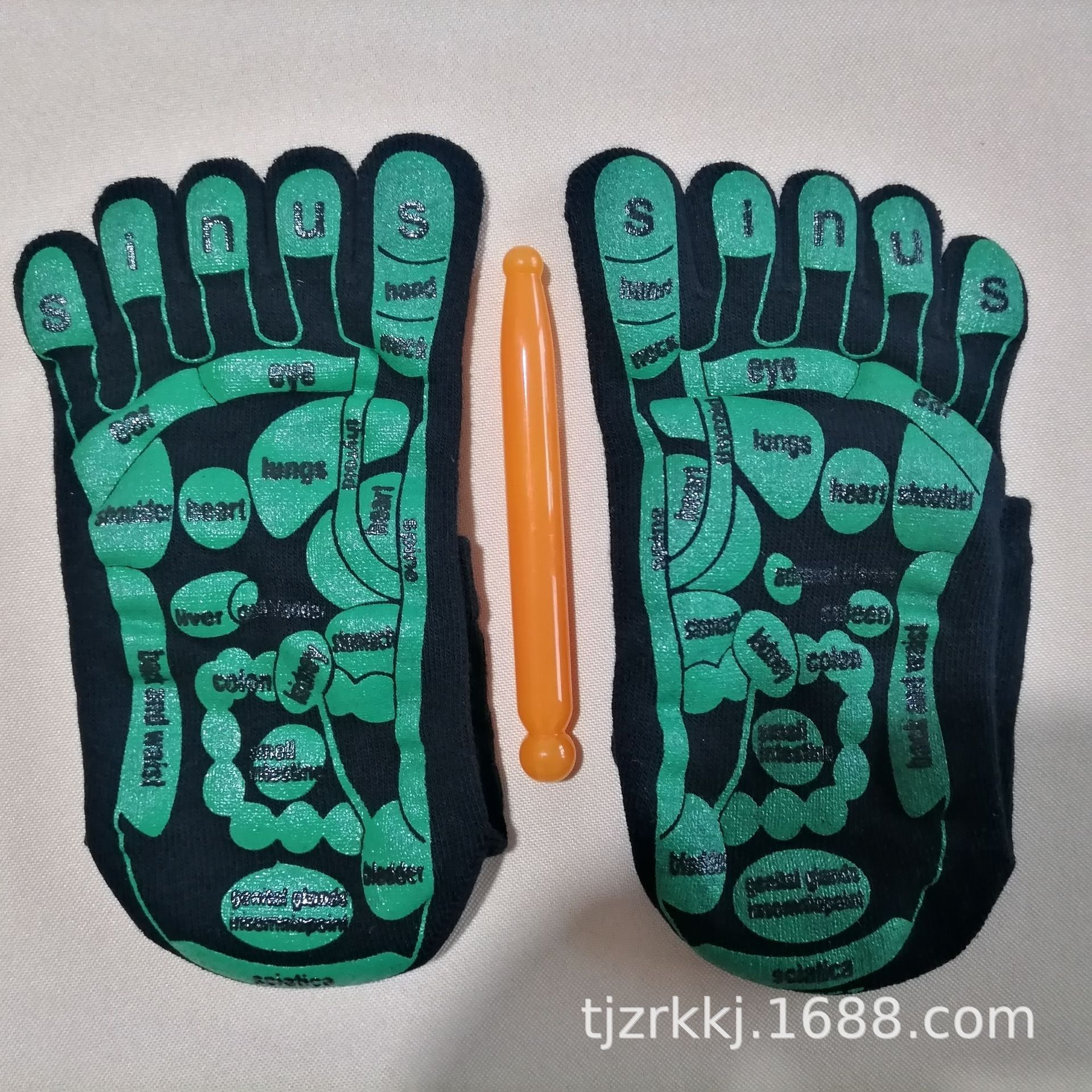 Fabricante inglés de cinco dedos calcetines de cinco dedos punto de acupuntura calcetines de masaje Diagrama de punto de acupuntura calcetines algodón blanco negro Comercio exterior transfronterizo comercio electrónico