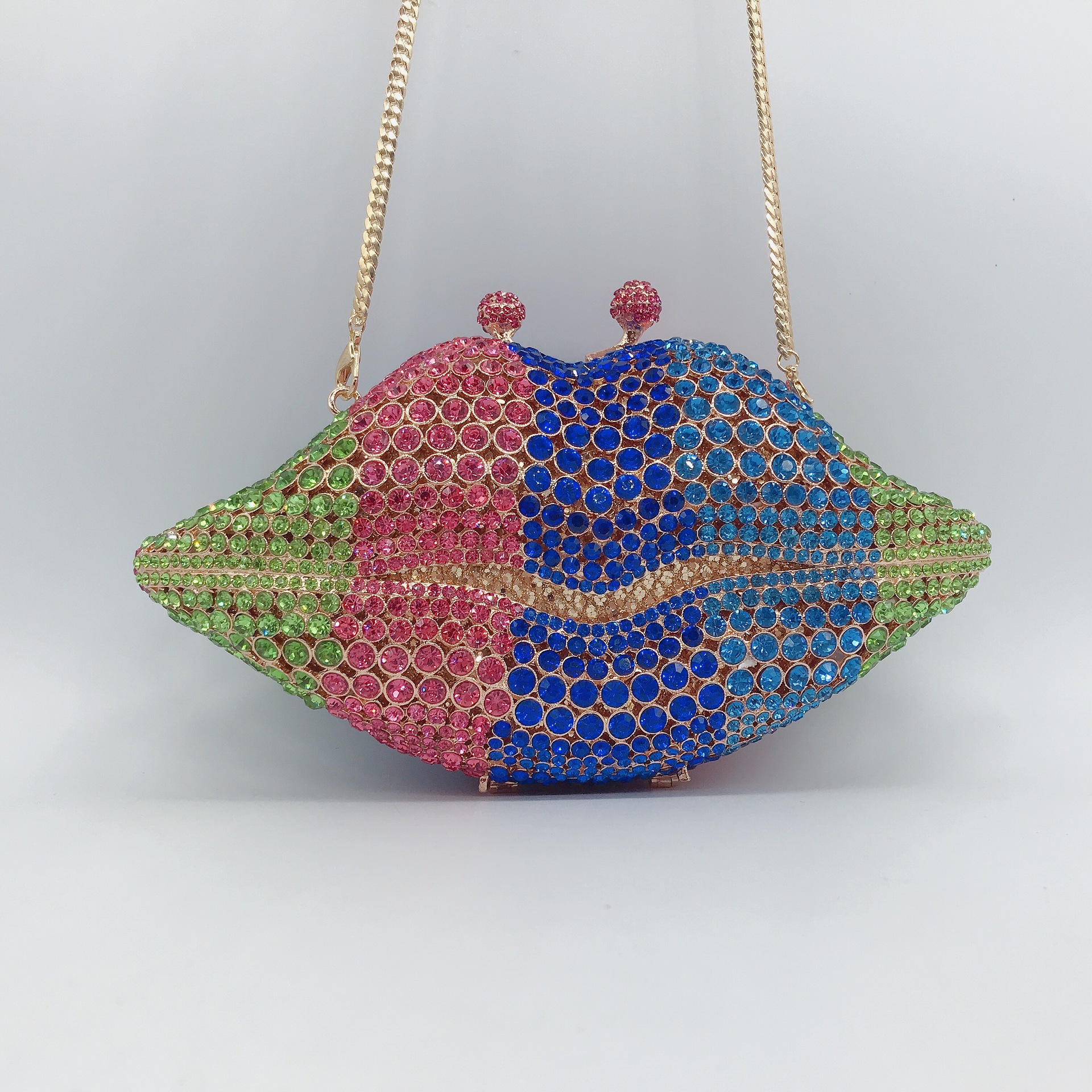 Selección estricta AliExpress labios diamantes bolsas de cena damas vestidos de banquete de diamantes bolsas de mano de metal caja dura bolsas azules