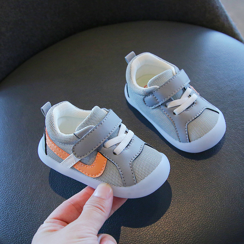 Zapatos para niños pequeños zapatos de bebé de primavera y otoño zapatos de bebé antideslizantes de fondo suave 0-1-3 años zapatos de tela de malla para niñas antideslizantes