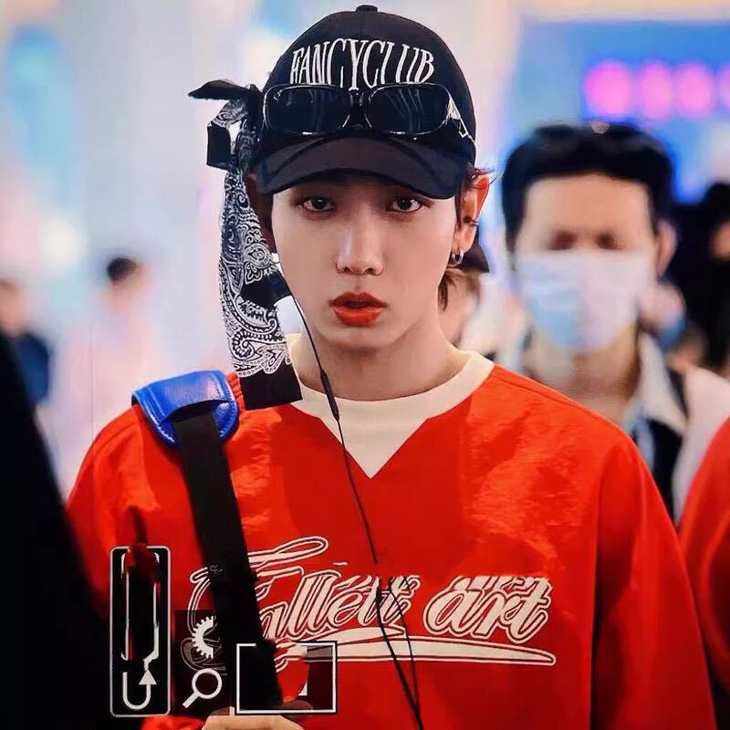 In-Stock Ming Zai Huan Same Style Korean Niche Designer Trendy Street Style Letter Print Loose Round Neck Sweatshirt for Women