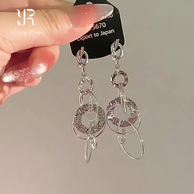 Silver Circle Geometric Earrings