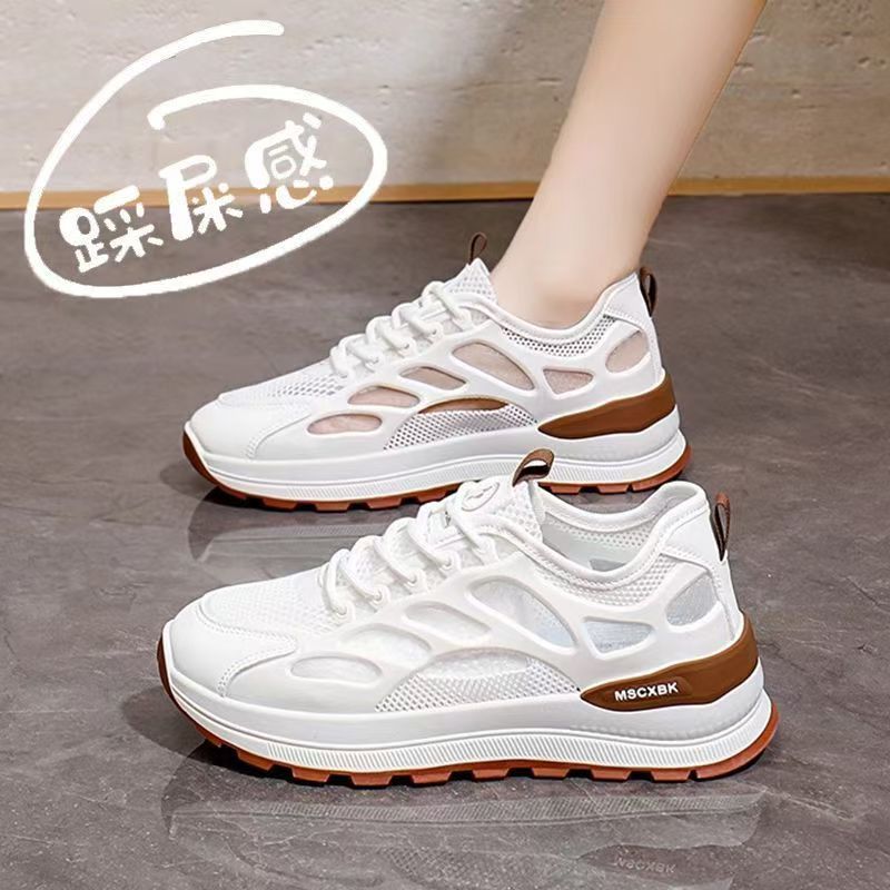 Zapatos blancos transpirables de malla para mujeres 2026 verano de moda casual versátil con suela suave cómoda zapatos deportivos amortiguadores para mujeres