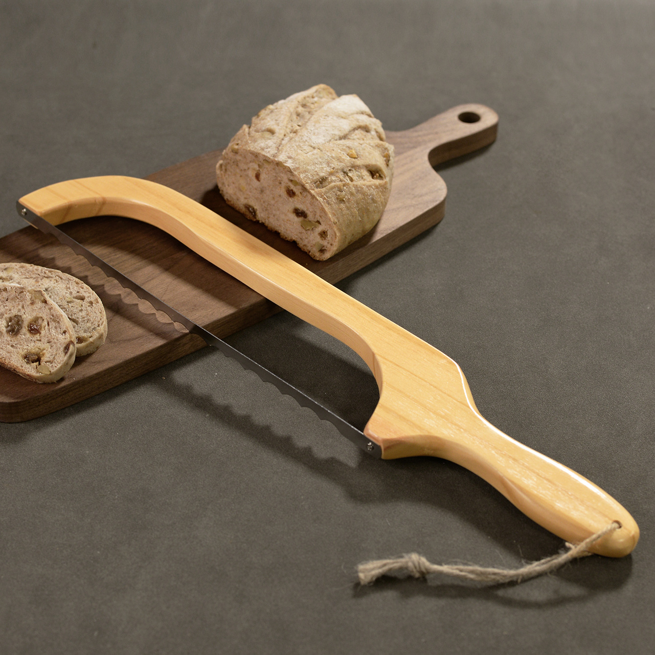 Nuevo producto de pan cortador de tostadas diente simple herramientas de corte de pan madera sierra de corte de pan