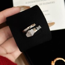 ���uͨ���u�����㙉���߹ǽ�ָŮС���p���`���OӋ�r�аٴ���ָ