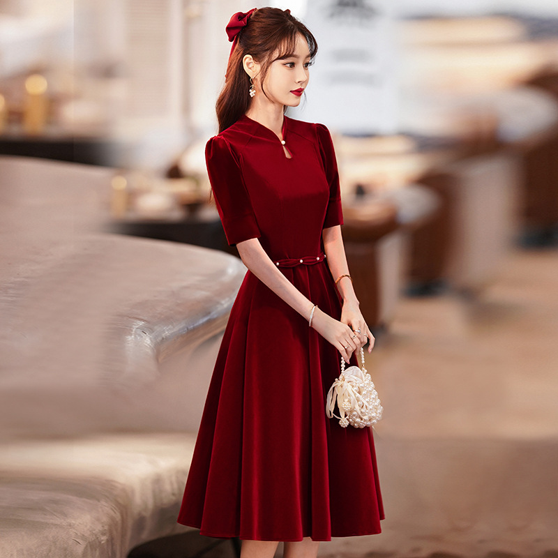 Wine red short sleeve mid-length