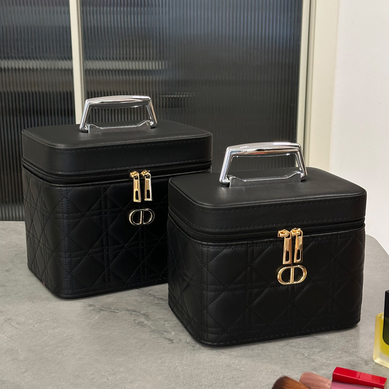 Caja de maquillaje Lingerie portátil para mujeres bolsa de maquillaje portátil caja de maquillaje caja de almacenamiento superfuego caja de almacenamiento impermeable nicho