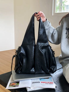 Retro capacious black one-shoulder bag, shoulder bag, American style, genuine leather, high-quality style