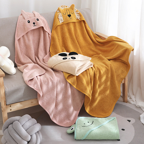 Cotton 32-count shedding-proof hooded baby towel for newborns and toddlers, cute cartoon-style with hood, large bath towel