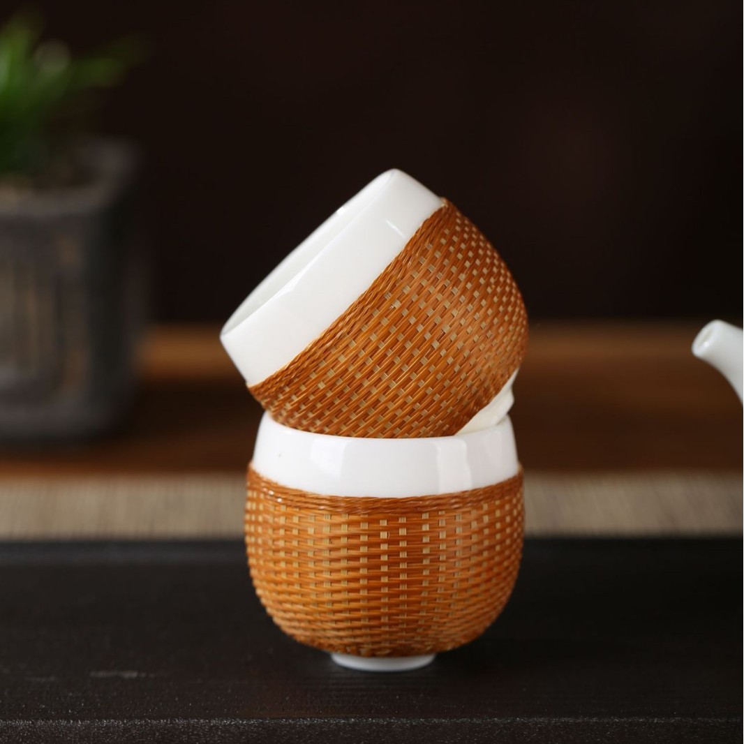 Handmade bamboo woven porcelain Dehua white porcelain small cup, home office tea set, gift set, host cup