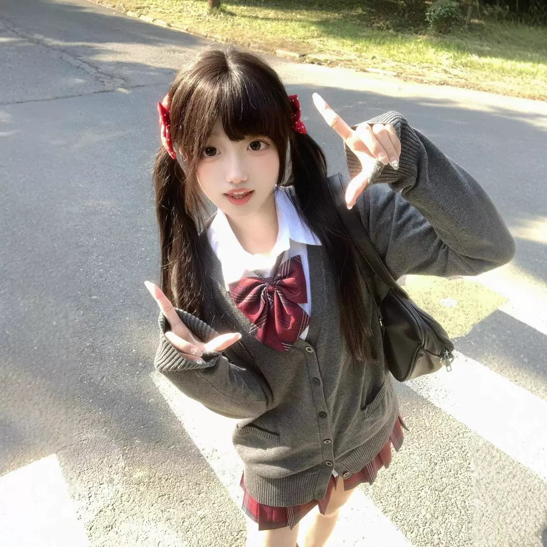 学院风日系JK叠穿套头毛衣背心女无袖马甲V领纯色上衣慵懒风