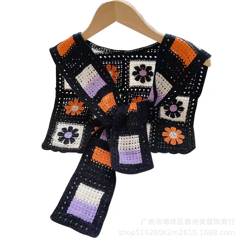 Retro autumn fresh cute design vest