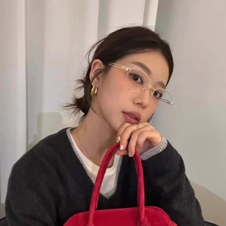 Oval Half-Frame Glasses for Nearsighted Women with a Vintage Style, Available in Prescription, High-End Gray Series with Gold Wire, Natural Look Eyeglass Frames