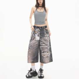 2026款美式黑灰色印花七分牛仔裤女夏季新款宽松显瘦阔腿裤子跨境