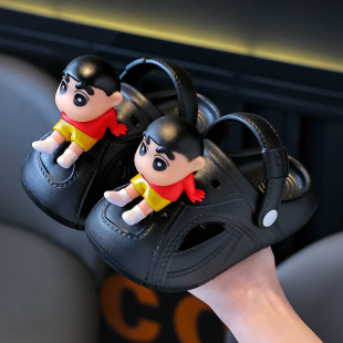 Crayon Shin-Chan Slippers Eva Family of Three Non-Slip Kidsren's Hole-In-The-Wall Home Indoor and Outdoor Boys and Girls Slippers Summer