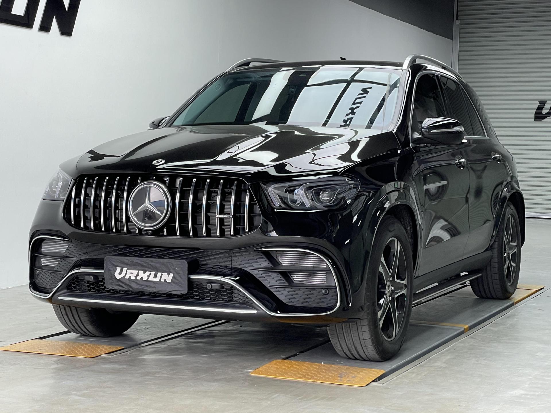 Suitable for 20-25 New Model W167 Mercedes-Benz Gle63S Amg Upgrade Surround Kit with Gloss Black Front Lip, Vent Grille