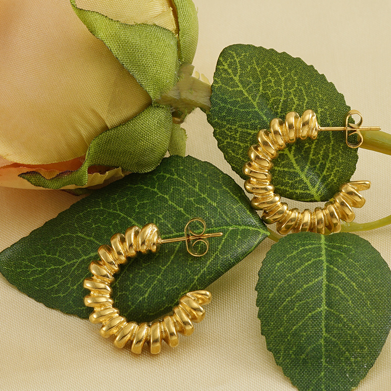 Ear Studs Classification 1 Pair Quantity 1 Pair Retro Spiral Stripe Plating 304 Stainless Steel 18K Gold Plated Ear Studs