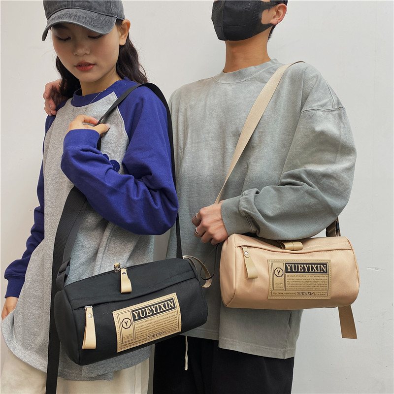 新款牛津布女包洋气大牌男女情侣款户外斜挎包日系韩版学生单肩包