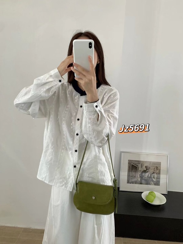 韩版撞色刺绣衬衫高质棉2025年早秋甜美气质长袖上衣女宽松ZR|undefined
