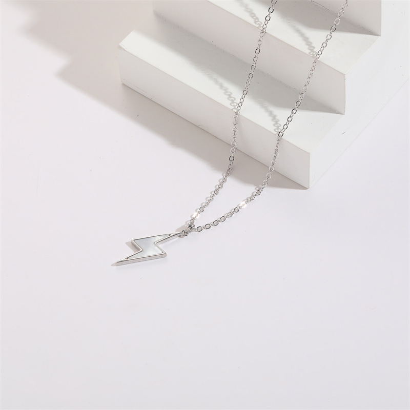 Fashion Heart Shape Lightning Copper Plating Inlay Shell Pendant Necklace 1 Piece