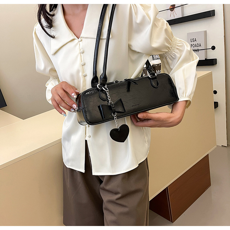 712g Weight Women's Medium Pu Leather Solid Color Bow Knot Streetwear Square Zipper Underarm Bag