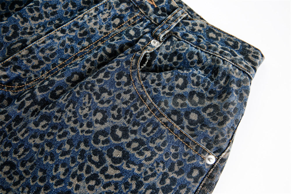 ​​Retro Leopard Print Men's Jeans - High Street Vintage Wide Leg Trousers With Distressed Washed Finish​​_mkmklike.com