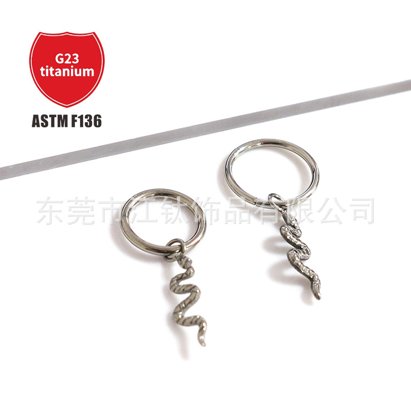 Pointed titanium steel lip stud product view