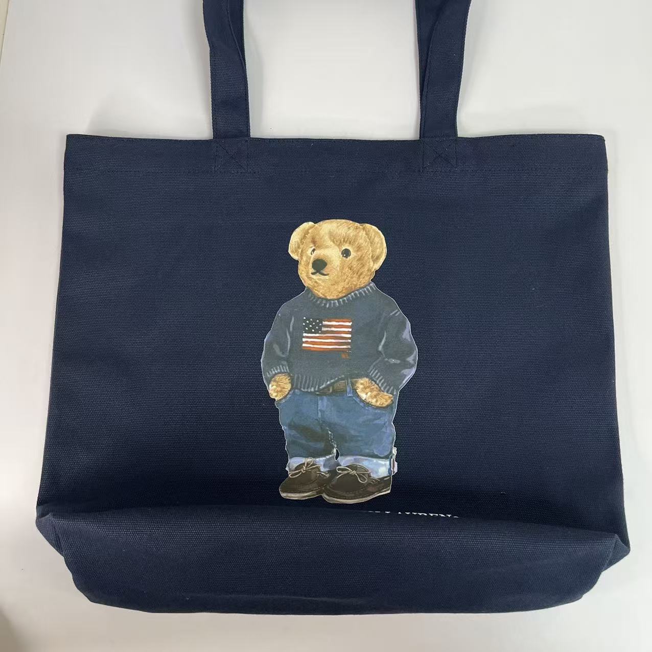 짙은 네이비 (가슴 부분 미국 국기 곰돌이)