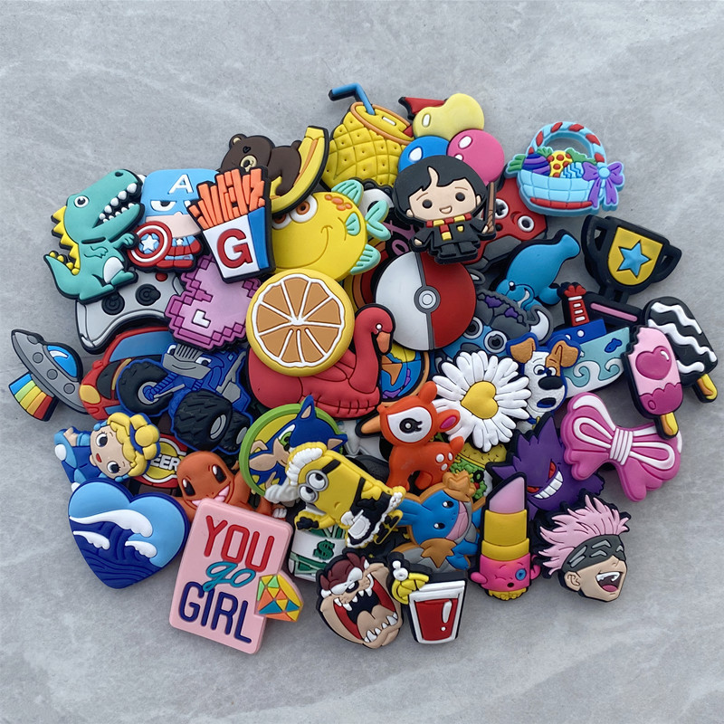 Cross-border hole shoes shoe buckle diy accessories croc shoe flower 30 50 not repeated random decorative accessories spot