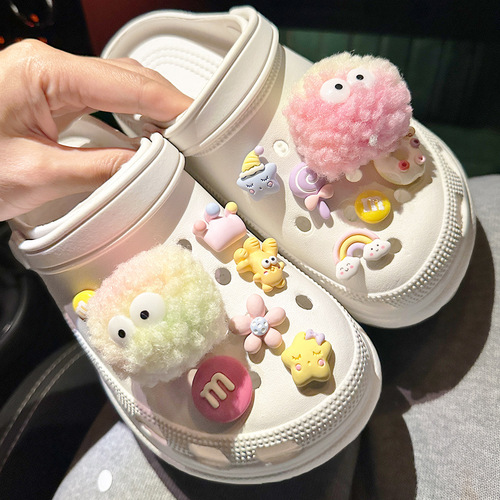 Cute plush ball clogs accessories shoe flower cross decorative buckle accessories shoe buckle three-dimensional