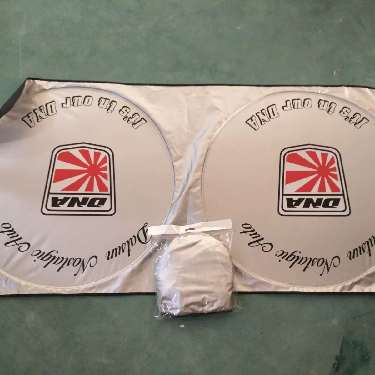 涂银布双圈涤纶材质制作遮阳挡可印刷LOGO汽车遮阳挡防反光太阳挡