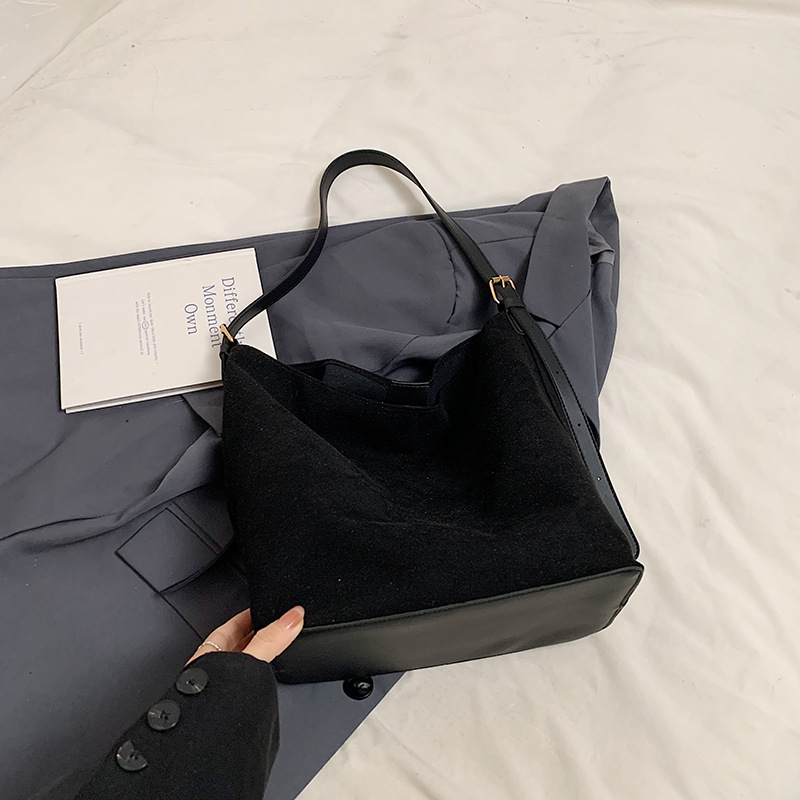 Bolso retro para mujeres 2024 invierno nuevo estilo de moda gran capacidad de alta sensación bolso de moda ocio bolso de hombro