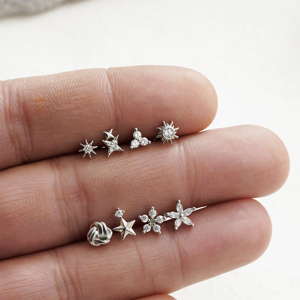 2g Weight 201 Stainless Steel Ear Needle Material Ear Studs Classification 1 Piece Quantity Casual, Daily Occasion Copper Material Star, Moon, Heart Shape Pattern All Seasons Season Women's Gender Plating Design Elegant, Simple Style Style 1 Piece Elegant Simple Style Star Moon Heart Shape Plating Copper Ear Studs 1