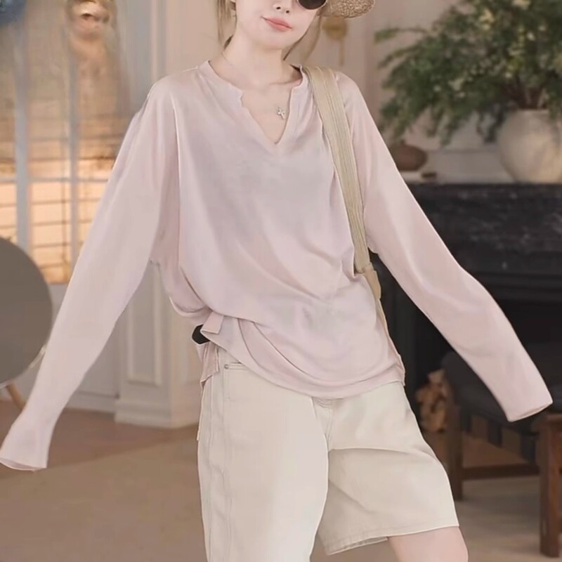 Casual Style V-Neck Thin Sun-Protective Cover-Up for Women, Summer Loose Fit Versatile Slimming Solid Color Long-Sleeve T-Shirt, Wholesale for Export Casual Style V-Neck Thin Sun-Protective Cover-Up for Women, Summer Loose Fit Versatile Slimming Solid Color Long-Sleeve T-Shirt, Wholesale for Export
