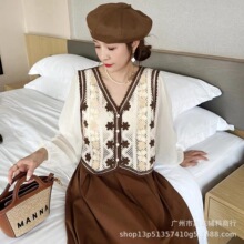 温柔风气质V领早秋复古镂空钩花拼接雪纺衫别致宽松短款甜美上衣