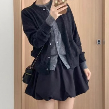 早秋独特超好看套装女深灰色假两件针织开衫花苞裙两件套2025新款