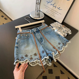 ���L�̽����K�͹Ŝ\�{ɫa��ţ�ж�ѝŮ�ı���С����ѝ��2026�¿�
