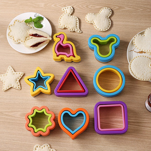 Cartoon sandwich mold stainless steel pp material cut mold sandwich bread mold cartoon mold pocket round