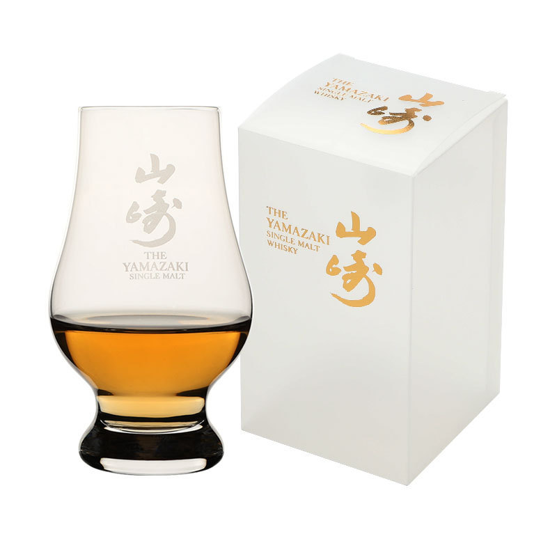 Japanese crystal wineglass for whiskey