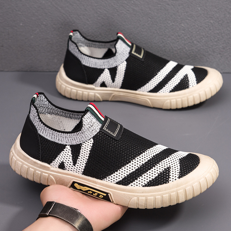 Men's Slip-On Sneakers for Autumn, Fashionable Lightweight Low-Top Mesh Breathable Casual Shoes Wholesale