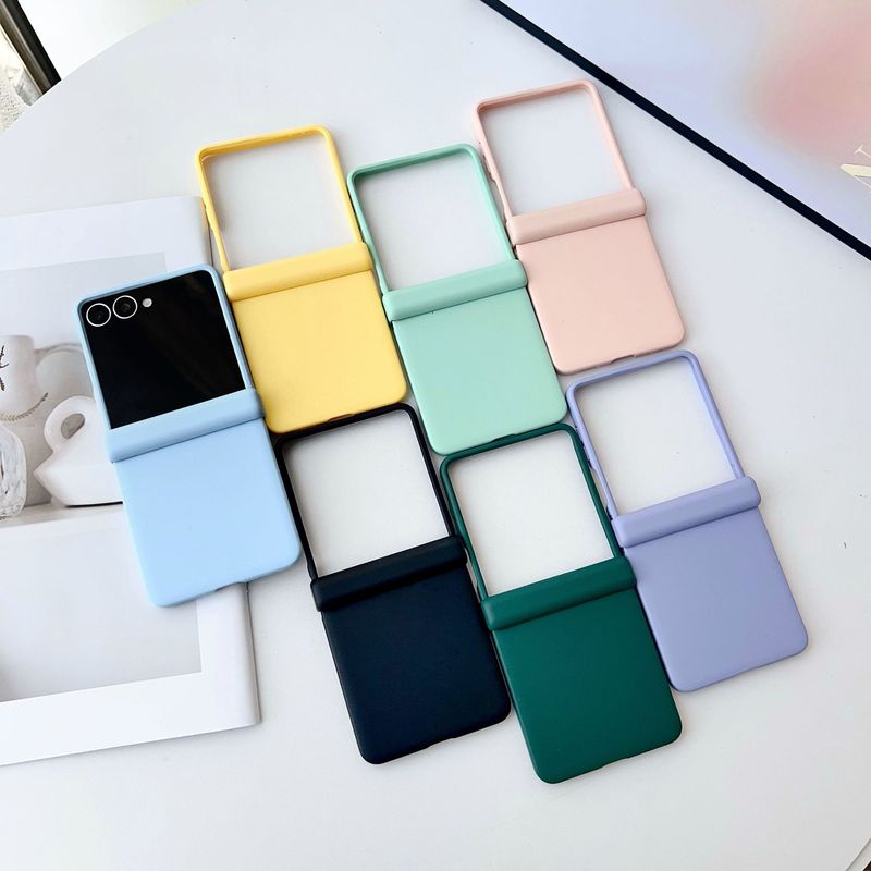 Galaxy zflip7 新型肌触り携帯電話ケース、新しいシンプルな肌触りソリッドカラー zflip6 (ボタン付き) に適しています。|undefined