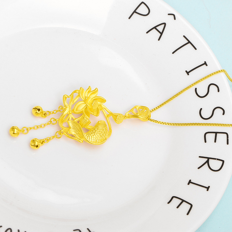 新款越南欧币鲤鱼戏荷花铃铛沙金吊坠女 镀24K金项链饰品直播货源|ms