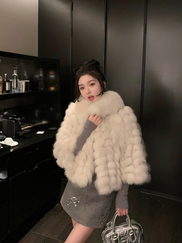 网红毛毛大衣冬季新款狐狸毛皮草外套女时尚菱格披肩小香风名媛|undefined