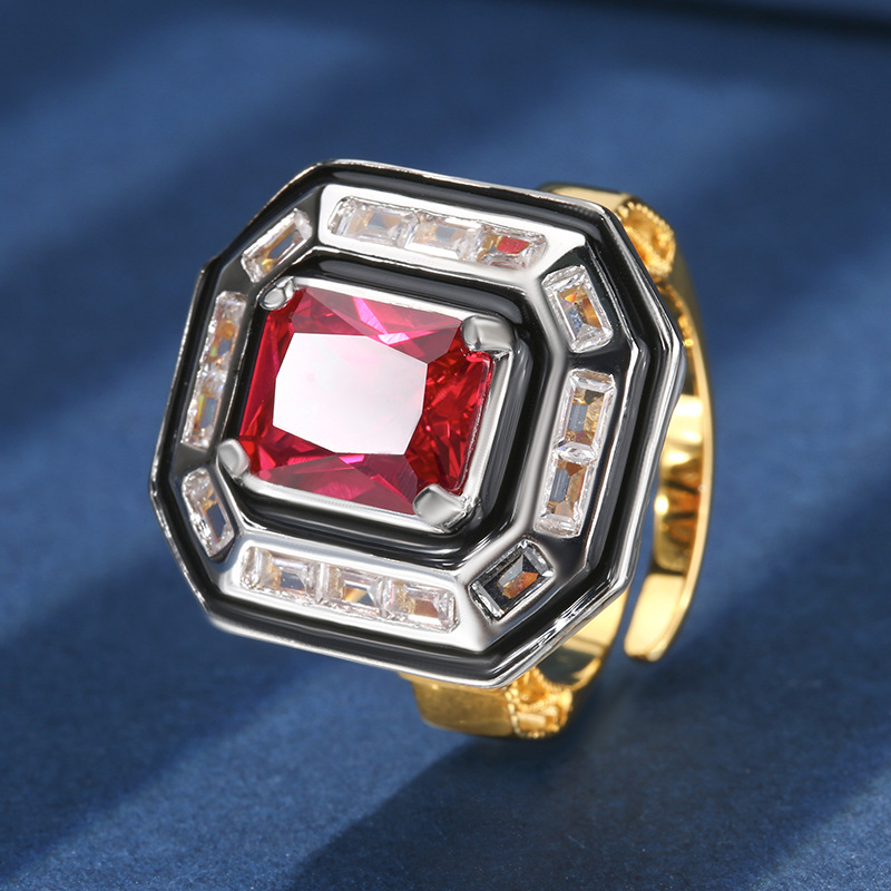 Otoño e invierno nuevo estilo Zhuang Shengsheng joyería con alto contenido de carbono diamante flor de hielo corindón rojo con incrustaciones de cobre diamante cuadrado traje retro 8*10