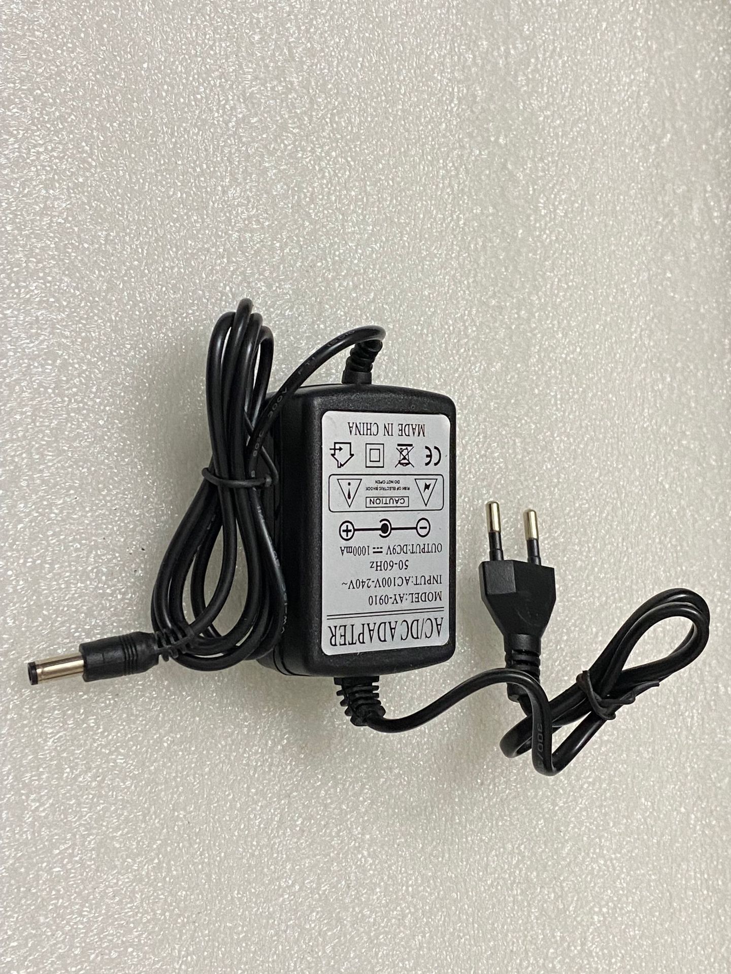 9V 1000MAH power adapter