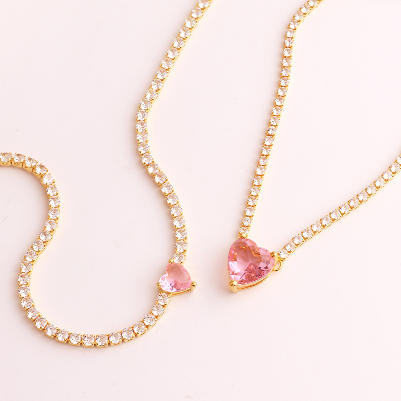 Retro Heart Shape Copper Gold Plated Inlaid Zircon Necklace 1 Piece