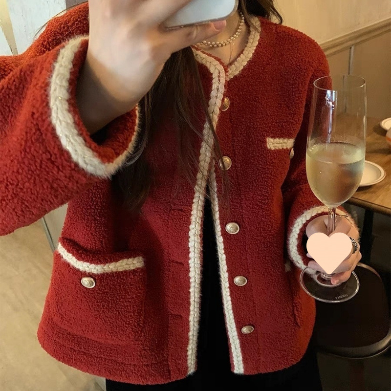 Red small fragrance jacket for women 2025 new integrated design niche top autumn and winter new thickened
