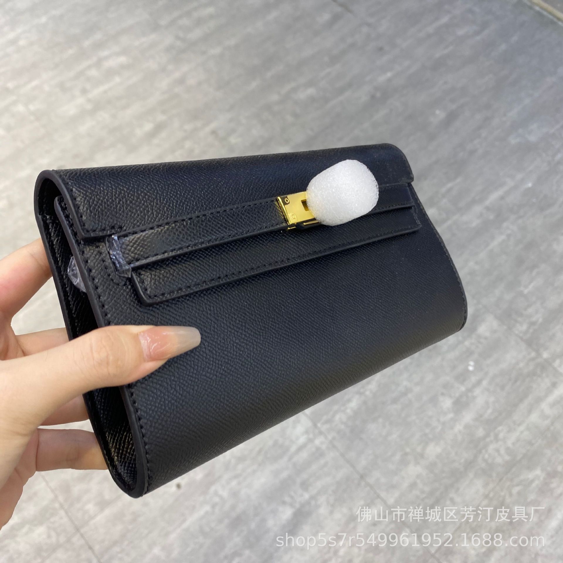 凯利横款钱包斜挎